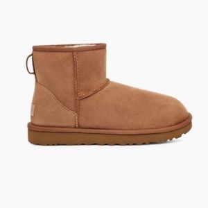 UGG CLASSIC MINI II
